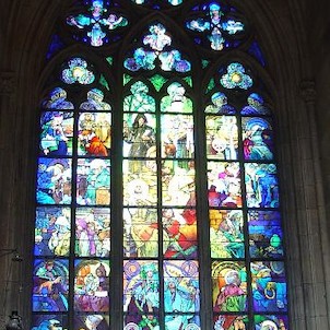 Chrám sv. Víta, okno od Alfonse Muchy