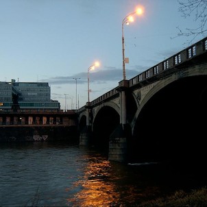 Hlávkův most přez Vltavu