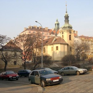 Kostel sv. Mikuláše z východu