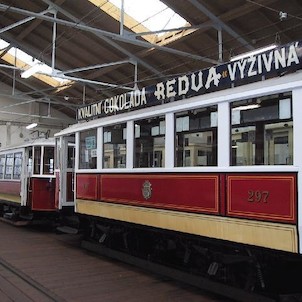 Muzeum MHD 10, V tramvajové vozovně v Praze - Střešovicích se nachází jedinečná sbírka památek z historie městské hromadné dopravy v hlavním městě České republiky. Stálou expozici