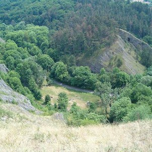 kotlina klukovického koupaliště