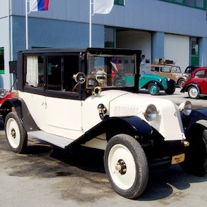 Tatra 11