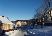 Náves v Pohorské Vsi v zimě
