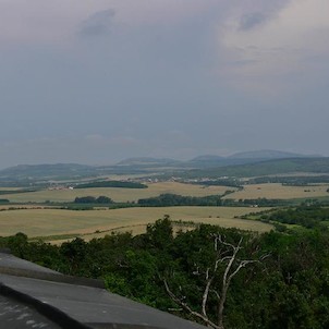 pohled na Pálavské vrchy a Mikulov