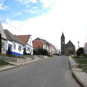 ulice ke kostelu