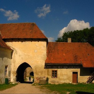 hospodářské objekty hradu