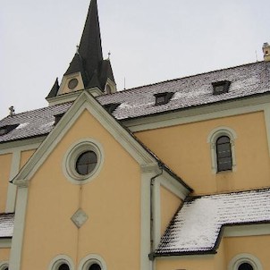 Kostel Povýšení sv.kříže v Karlových Varech 4, Kostel Povýšení sv.kříže v Karlových Varech – Rybářích.