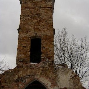 Věž kostela, Nejstarší dochovaný objekt města Karlovy Vary. Vznikl patrně ve 2. pol. 13. stol. v rámci kolonizace.