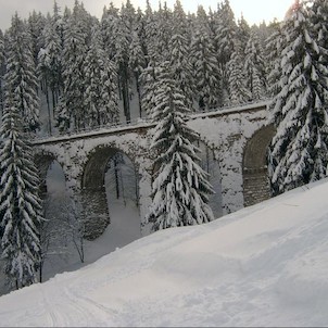 Pohled na viadukt ze severu