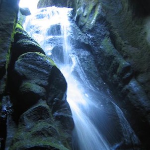 vodopád v Adršpašských skalách