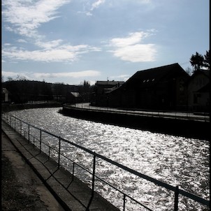 řeka smědá, nábřeží