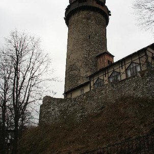 Štramberk, Zámecký vrch - Trůba 16. 4. 2006