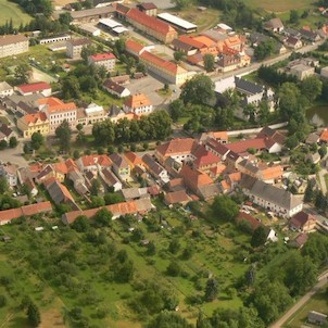 Spálené Poříčí-centrum