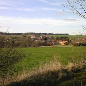 Pohled na Čerňovice