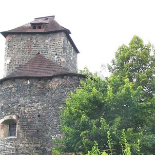 hradní věž a rotunda
