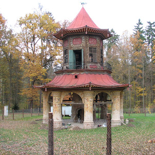 zámecký park - Čínský pavilon