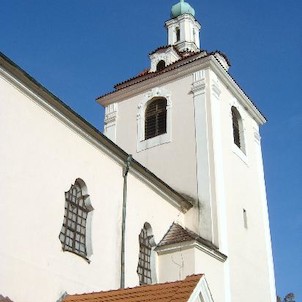 Kostel sv. Jakuba, Kostel sv. Jakuba - původní trojlodní bazilika - vznikl ve 13. stol.