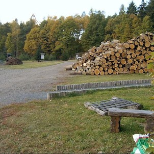 Skladiště dřeva