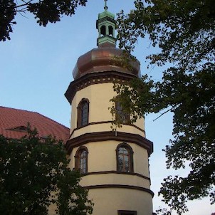 Zámek, Jedna ze zámeckých věží.