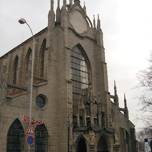 Průčelí katedrály