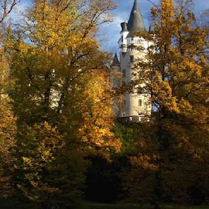 Žleby - podzimní park