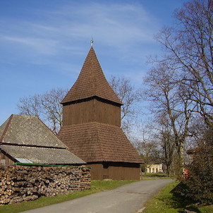 Zvonička v Sudoměři u Skalska