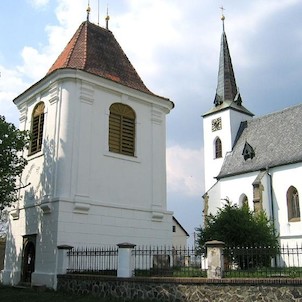 Zvonice u kostela sv. Vavřince, Veliká Ves