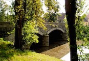 Most přes řeku Vlčavu