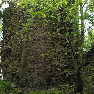 hrad Perštejn, zbytky bergfritu