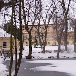 Muzeum a zámek ( škola )