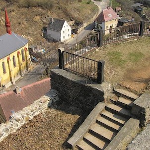 hrad Krupka, výhled z okrouhlé věže