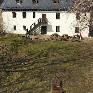 hrad Krupka, pohled z věže na restauraci