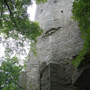 Hrad Roštejn - věž