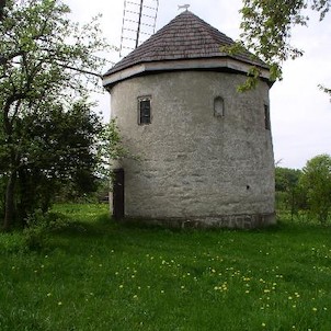 Větřák - pohled od silnice