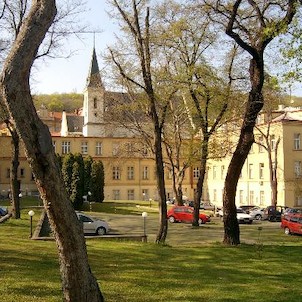 Areál kláštera Sacré Coeur