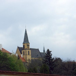 kostel sv. Apolináře na Větrově