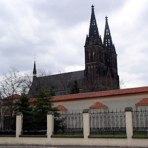 Vyšehrad - kostel sv. Petra a Pavla