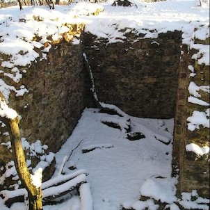 Nový Hrad, Kunratice