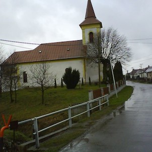 Grecko-katolický kostol   Pusté Čemerne