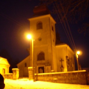 Osvětlený kostel