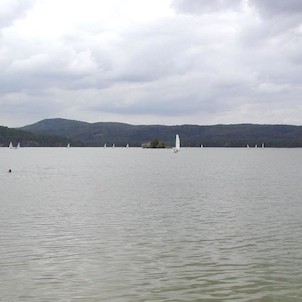 Máchovo jezero