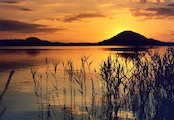 Máchovo jezero, západ slunce nad Šroubeným