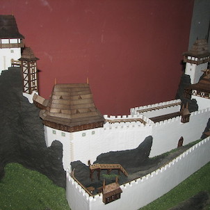 Valdštejn - model