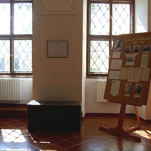 Zámek Mirošov - expozice, Expozice zámku Mirošov
