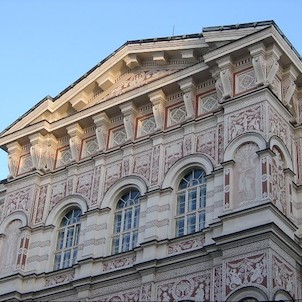 Detail průčelí z Vodičkovy ulice