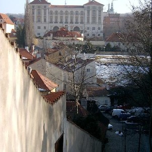 Černínský palác - od severu