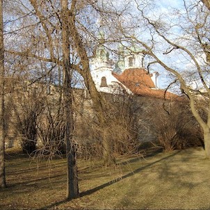 Petřín - u kostela Sv.Vavřince