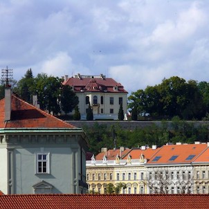 Kramářova vila