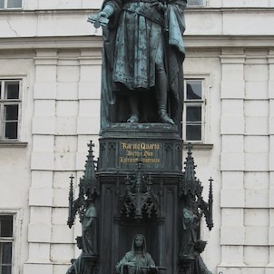Karolo IV