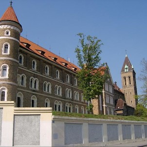 Klášter a kostel Sv.Gabriela v Praze